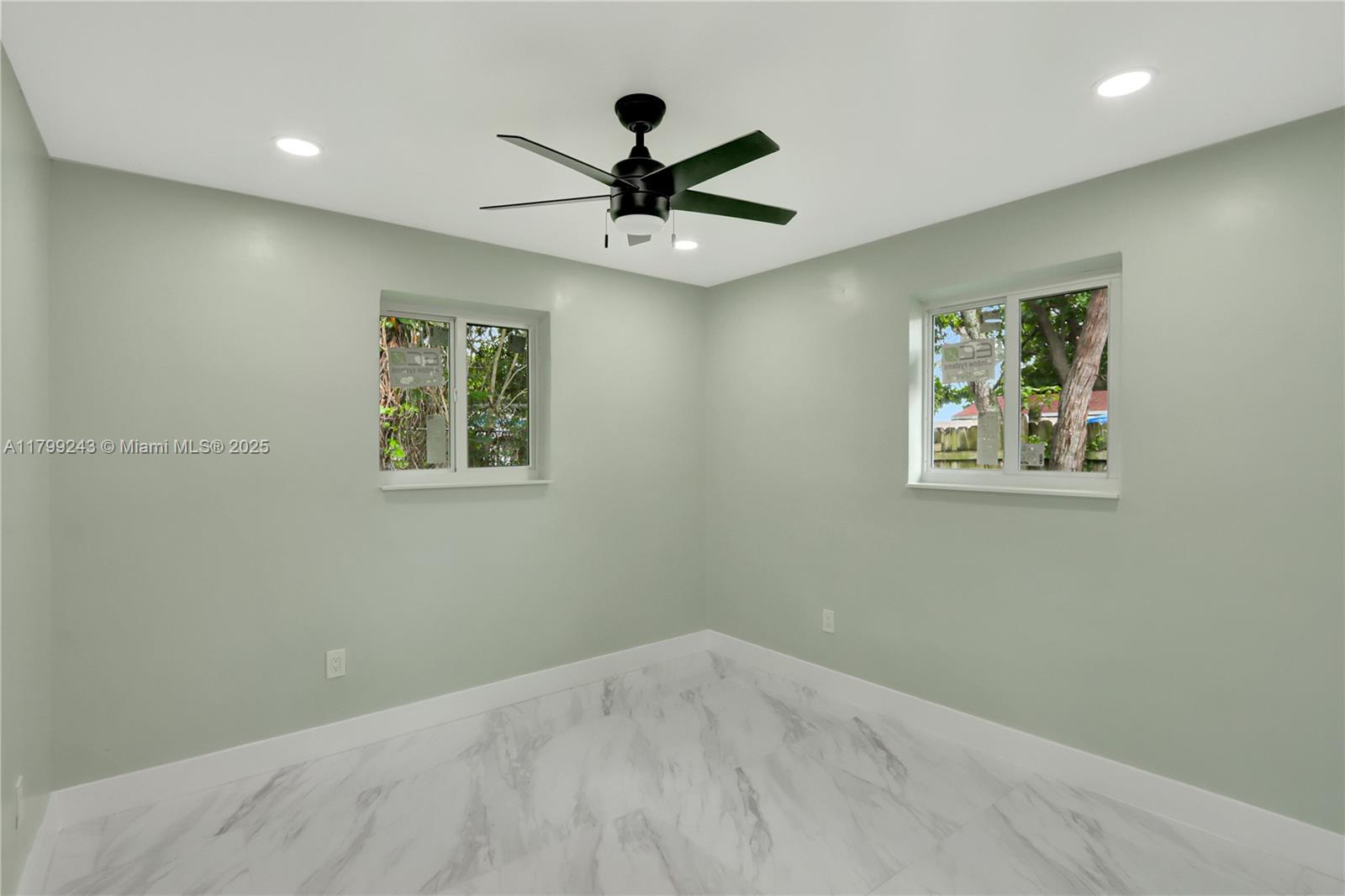 10370 SW 174th Ter