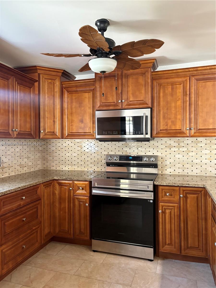 2650 NW 67th Ter, Margate, Florida image 4