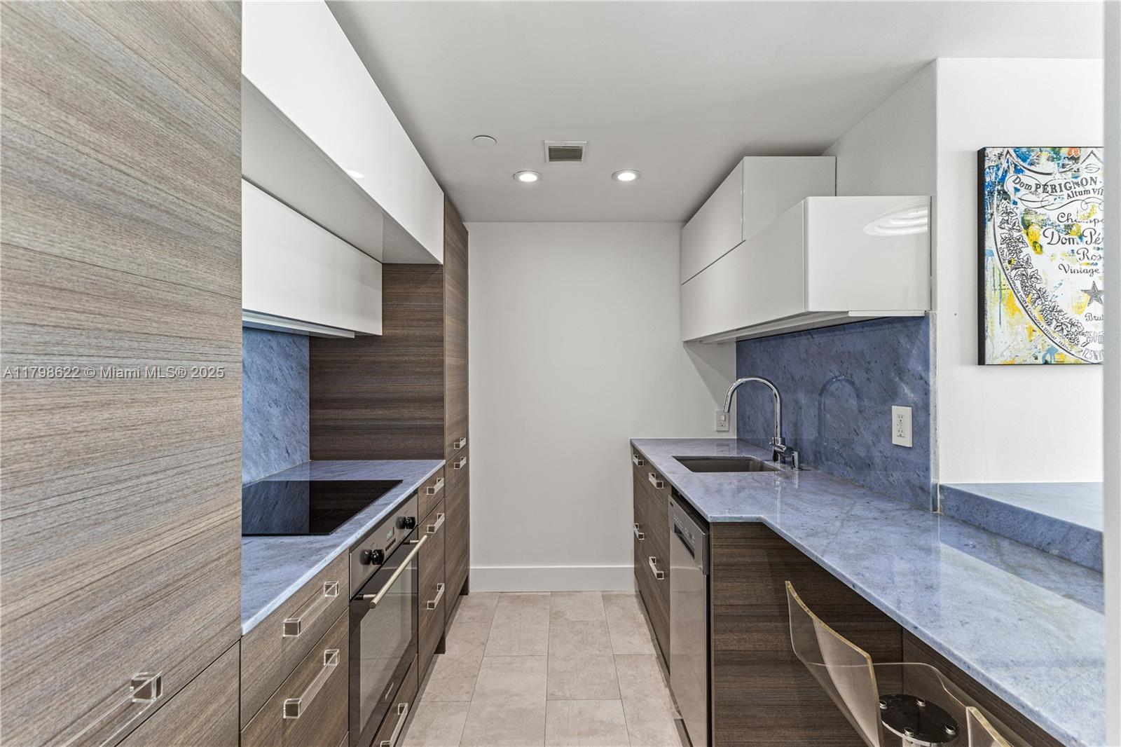 Property photo # 9