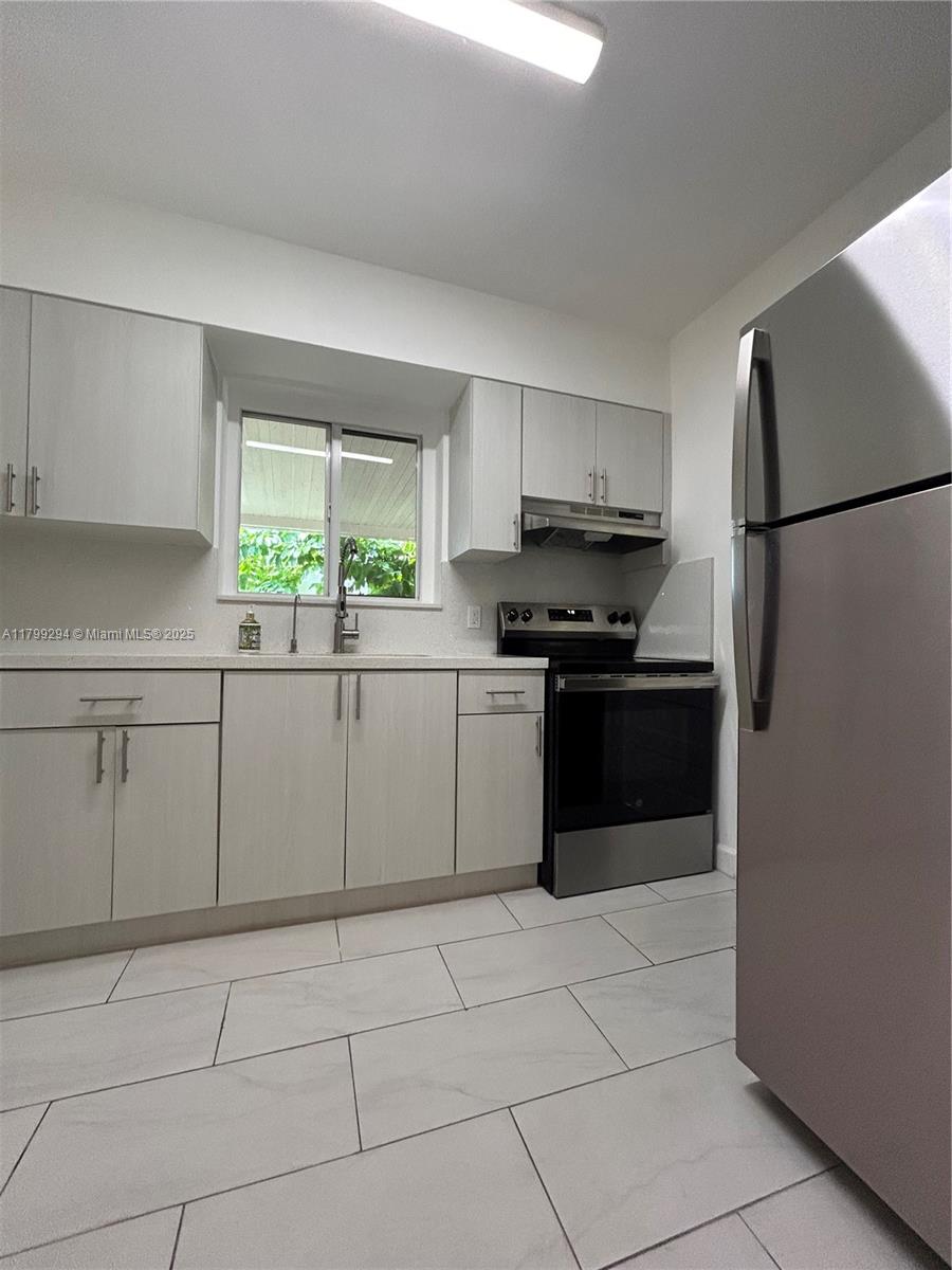 1575 SW 12th Ave, Miami, Florida image 9