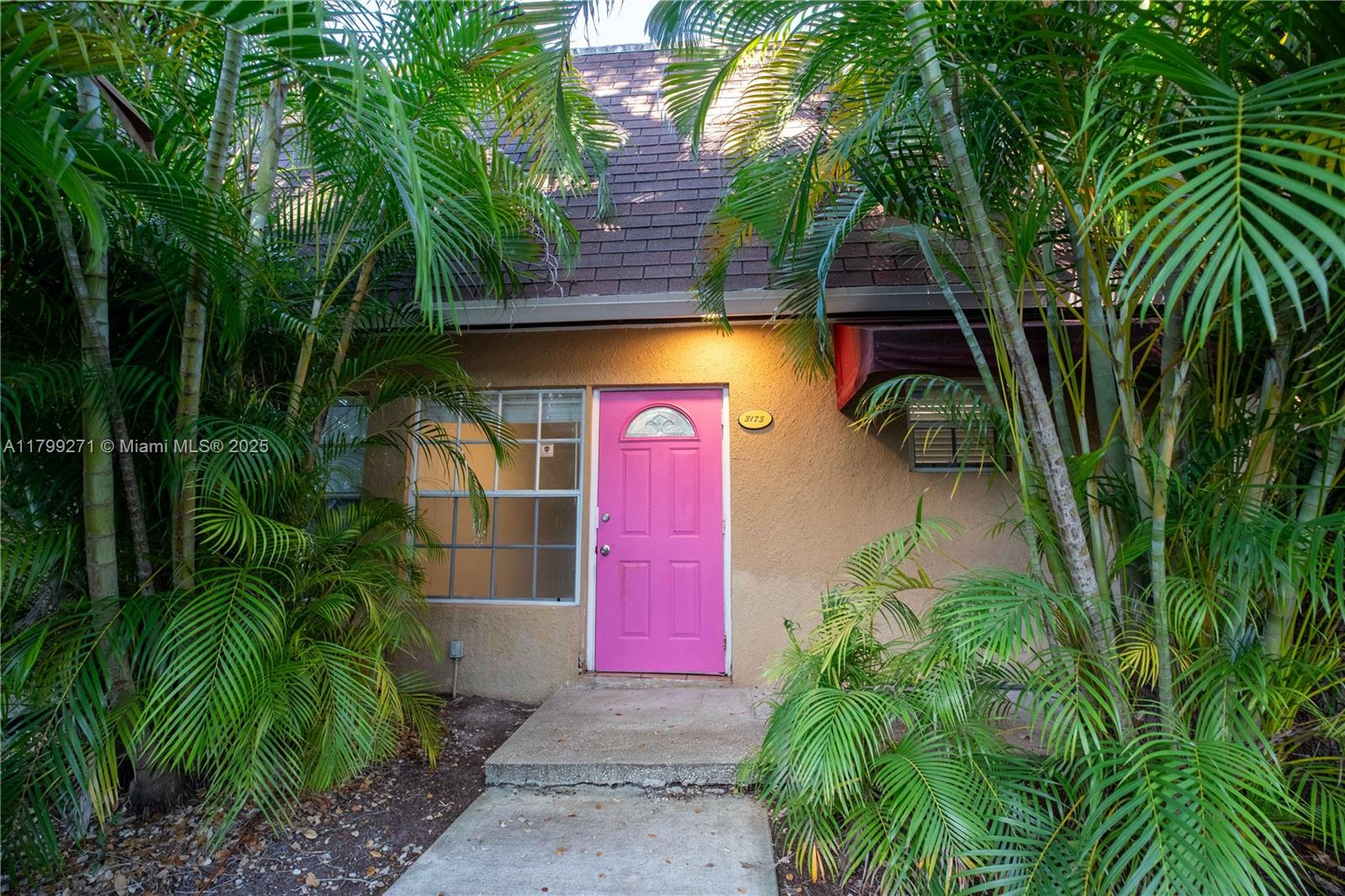 Property photo # 0