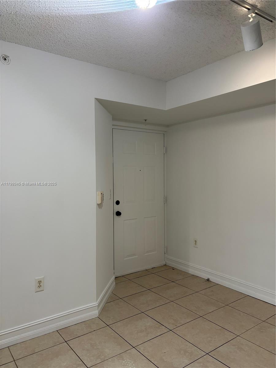 711 SW 111th Way #107, Pembroke Pines, Florida image 9
