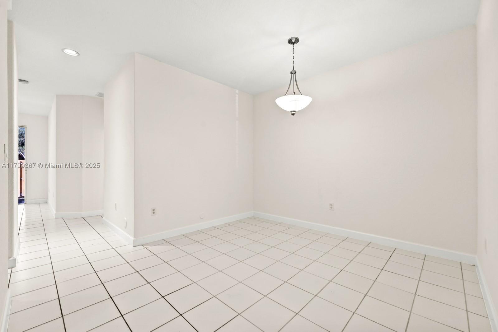 2523 SE 14th Ct, Homestead, Florida image 6