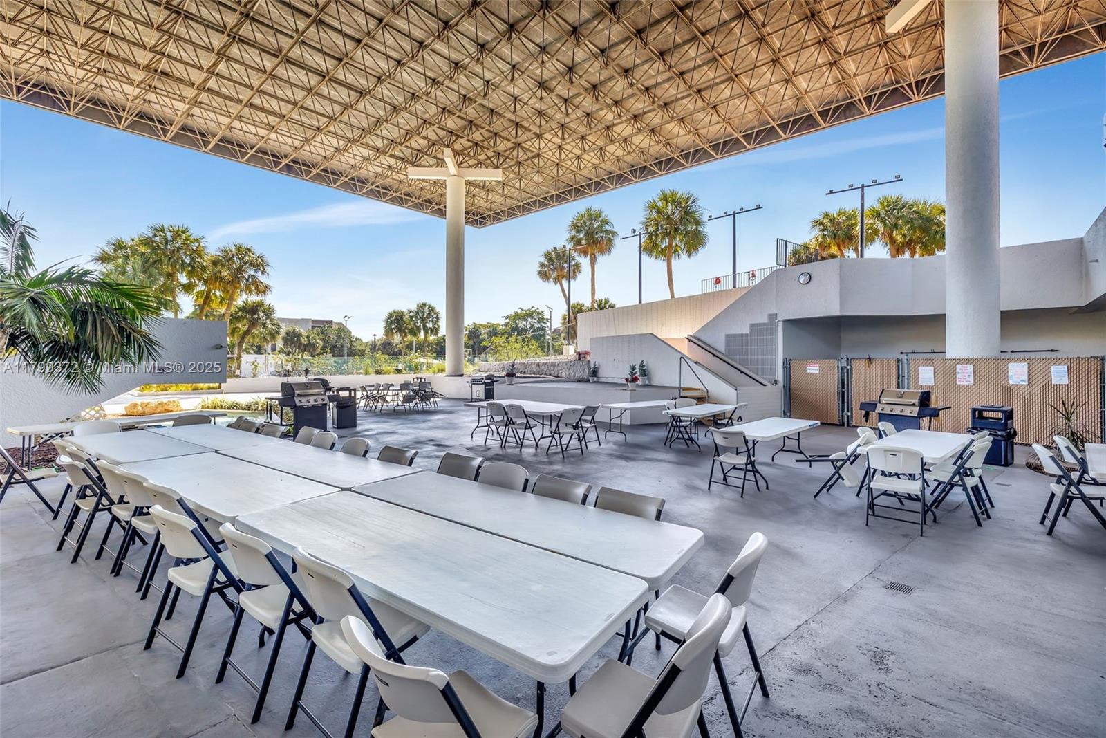 7080 Environ Blvd #223, Lauderhill, Florida image 27