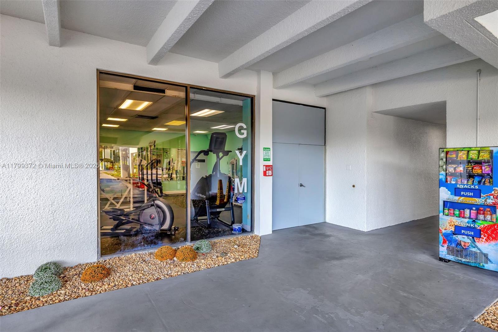 7080 Environ Blvd #223, Lauderhill, Florida image 30