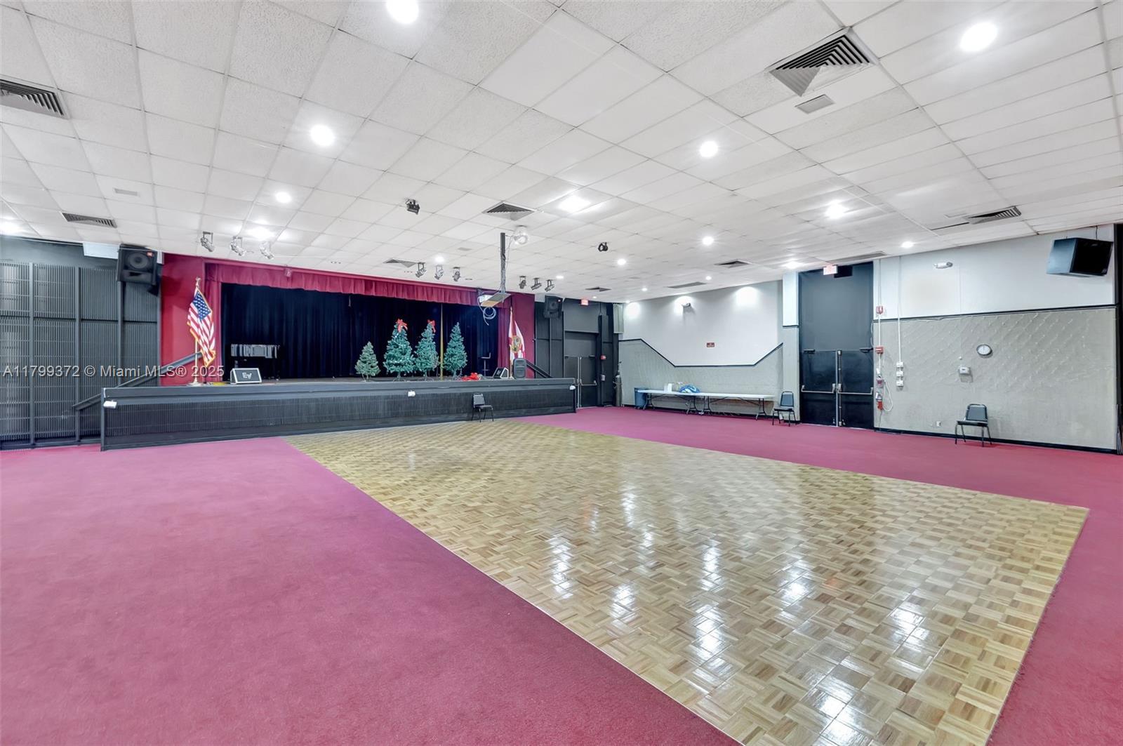 7080 Environ Blvd #223, Lauderhill, Florida image 33