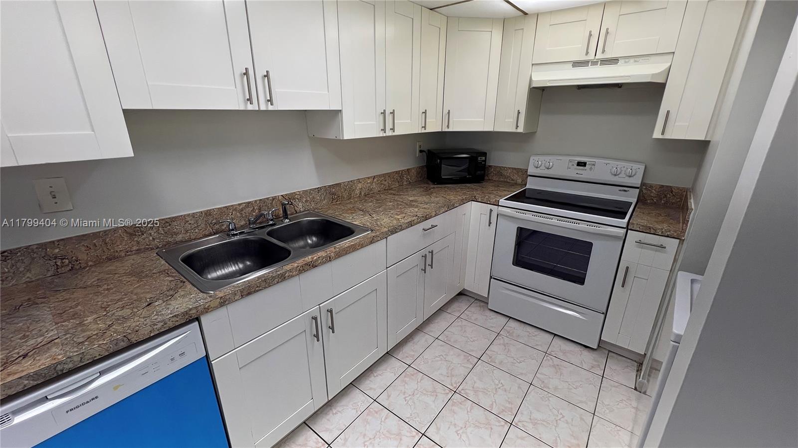 Property photo # 3