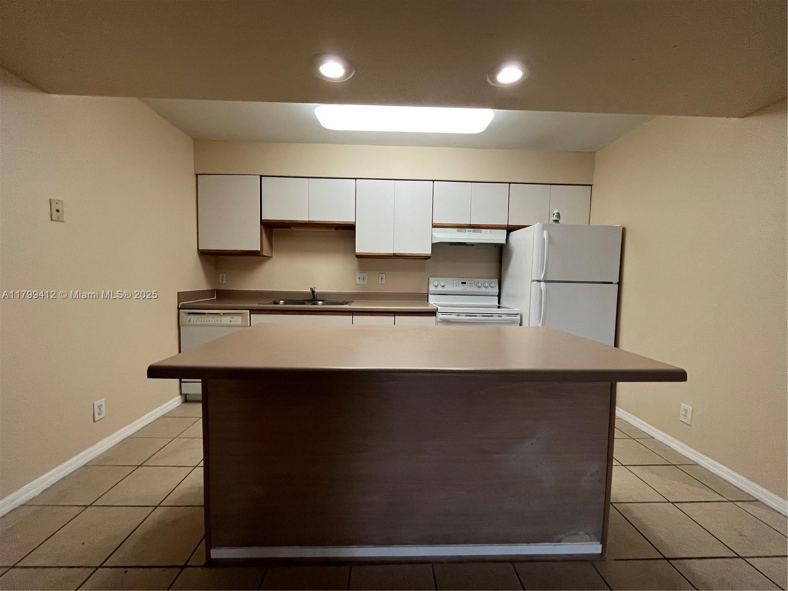 Property photo # 4
