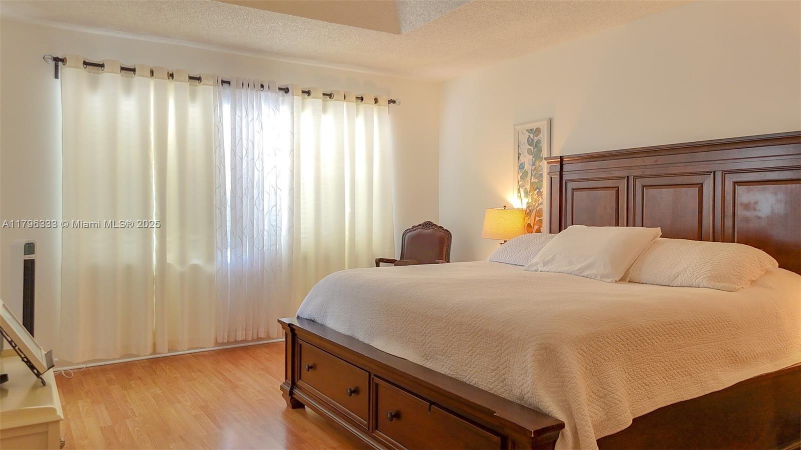Listing Photo 23