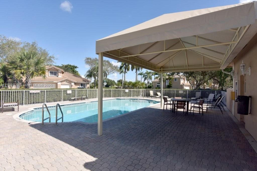 15899 SW 12th St, Pembroke Pines, Florida image 28