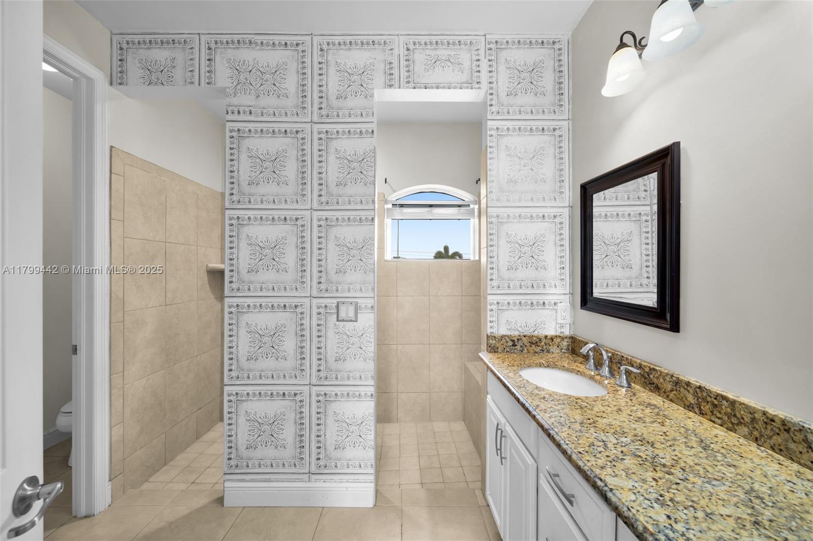 3326 SW 8th St, Cape Coral, Florida image 11