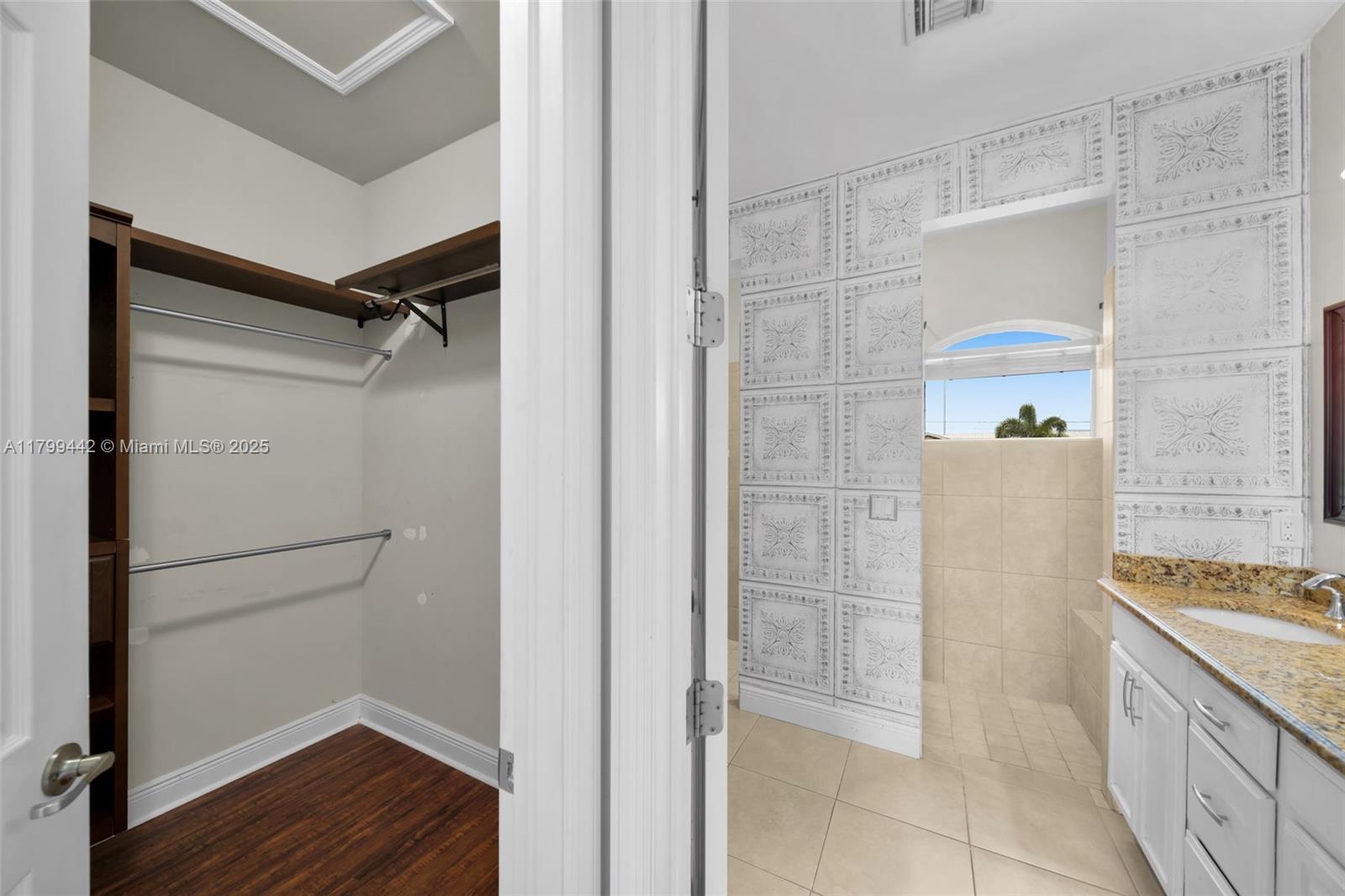 3326 SW 8th St, Cape Coral, Florida image 16