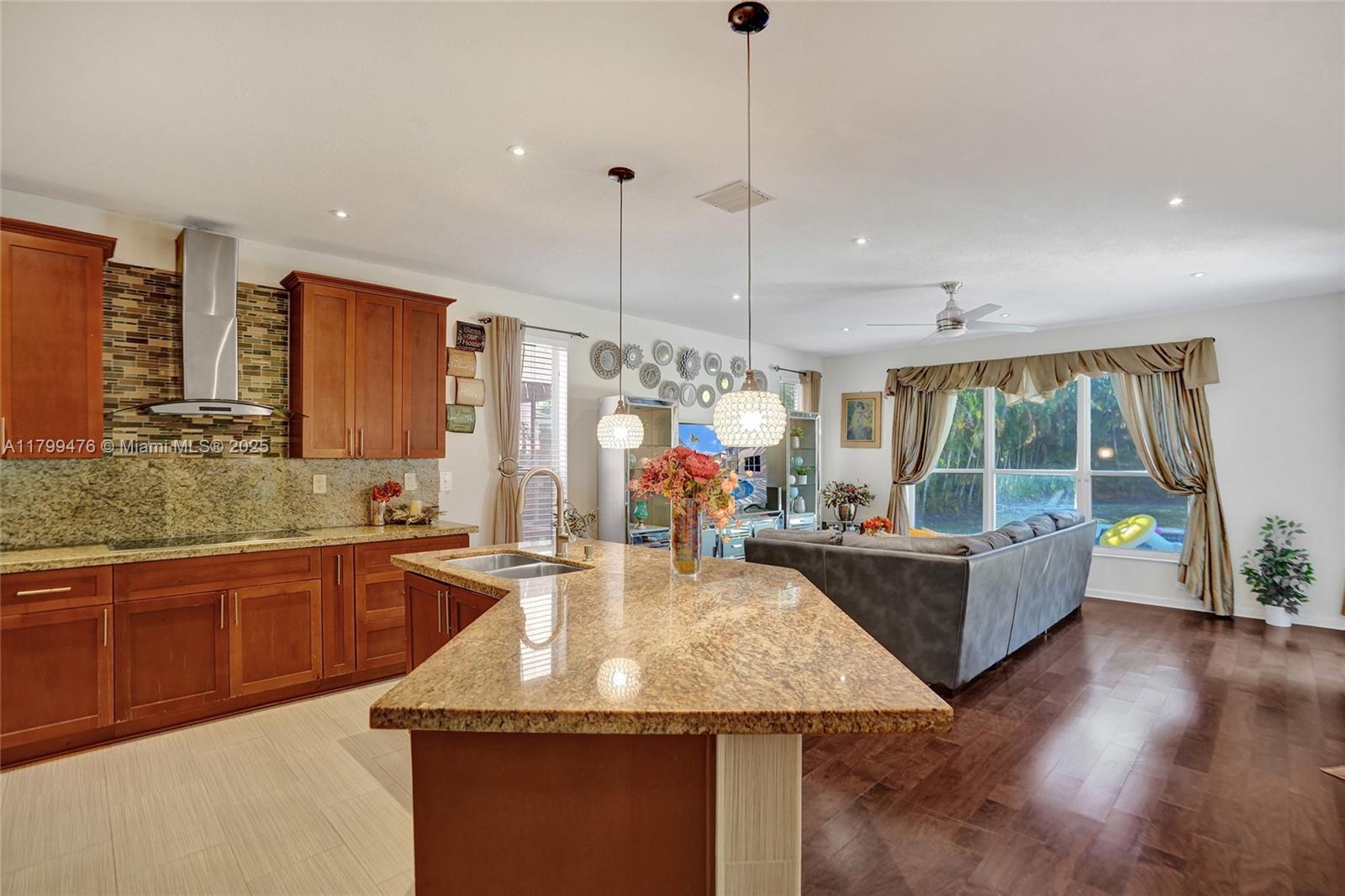 5354 NW 119th Terrace, Coral Springs, Florida image 17