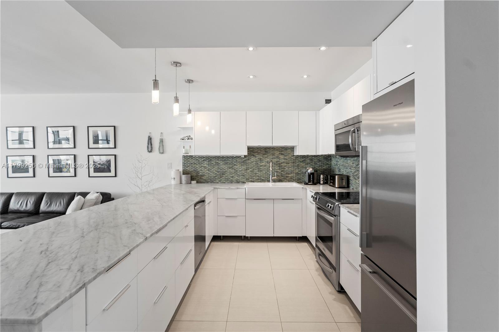 Property photo # 4