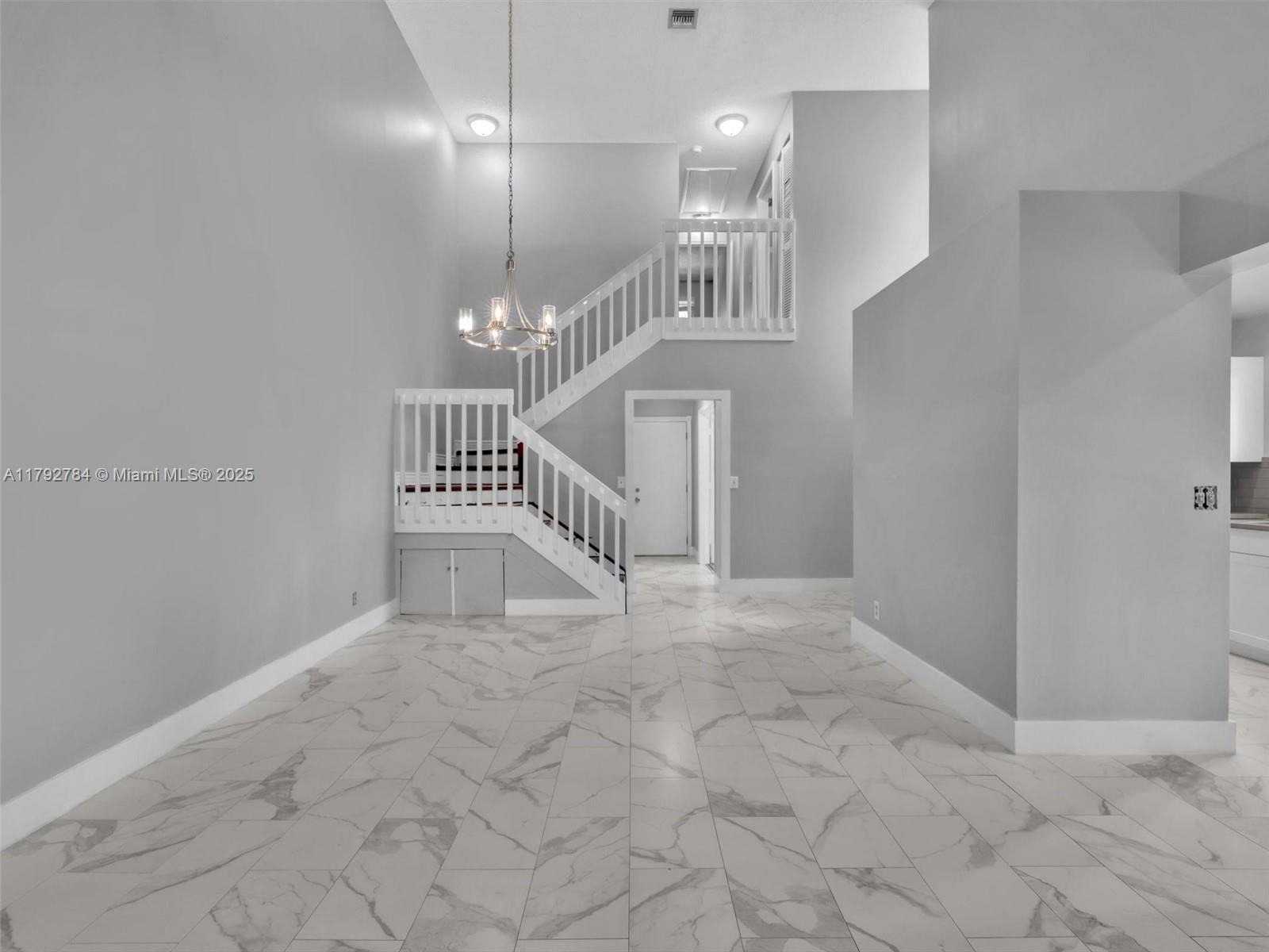 2124 W Discovery Cir W, Deerfield Beach, Florida image 10