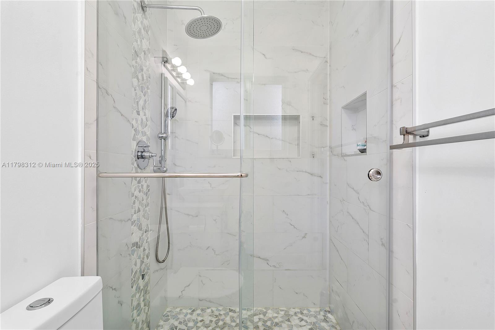 5510 SW 6th St, Plantation, Florida image 23