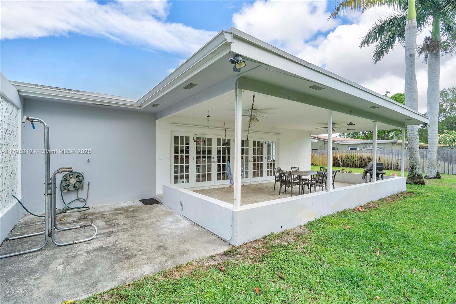 5510 SW 6th St, Plantation, Florida image 33