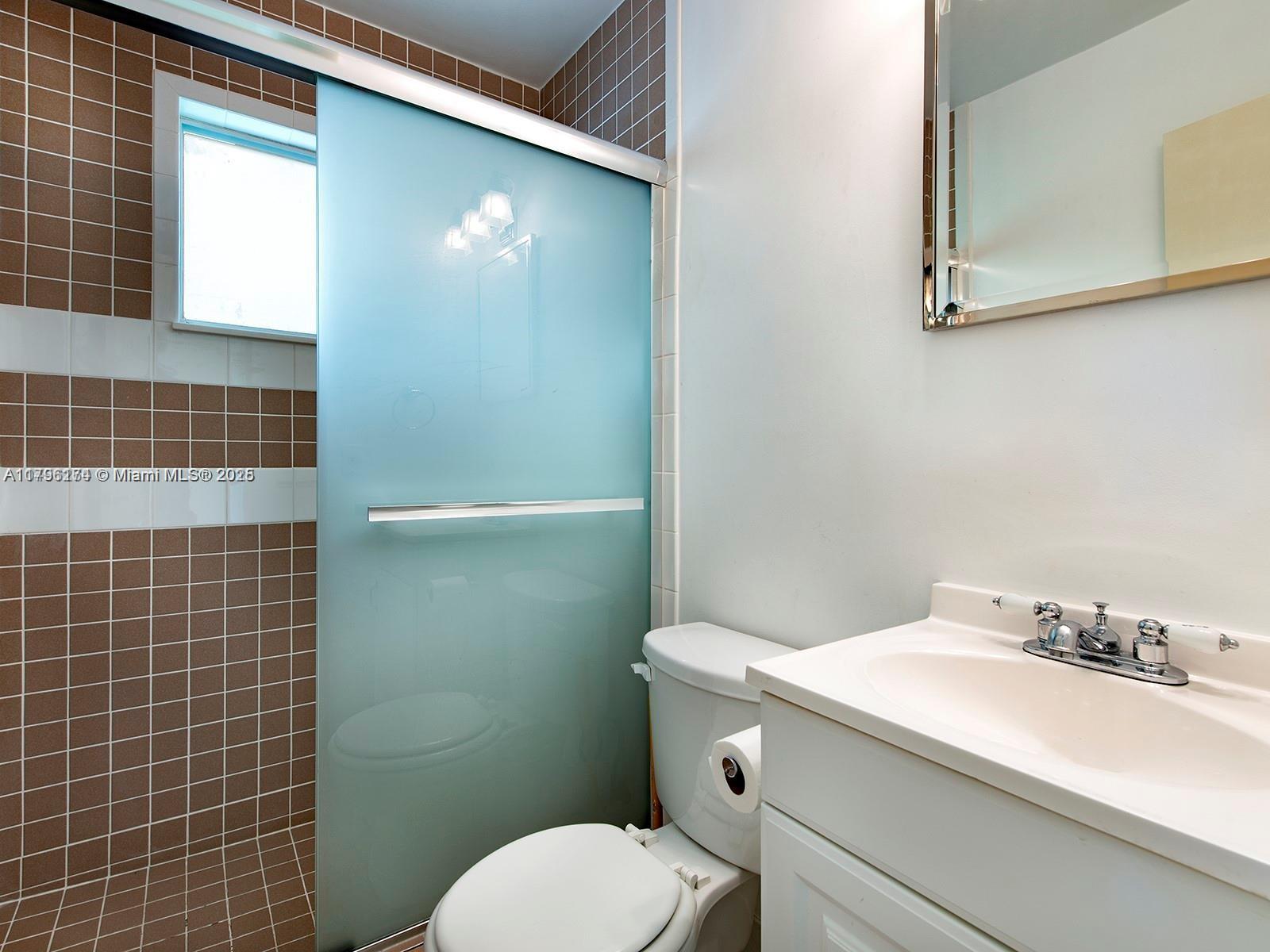 10643 NE 10th Pl, Miami Shores, Florida image 22