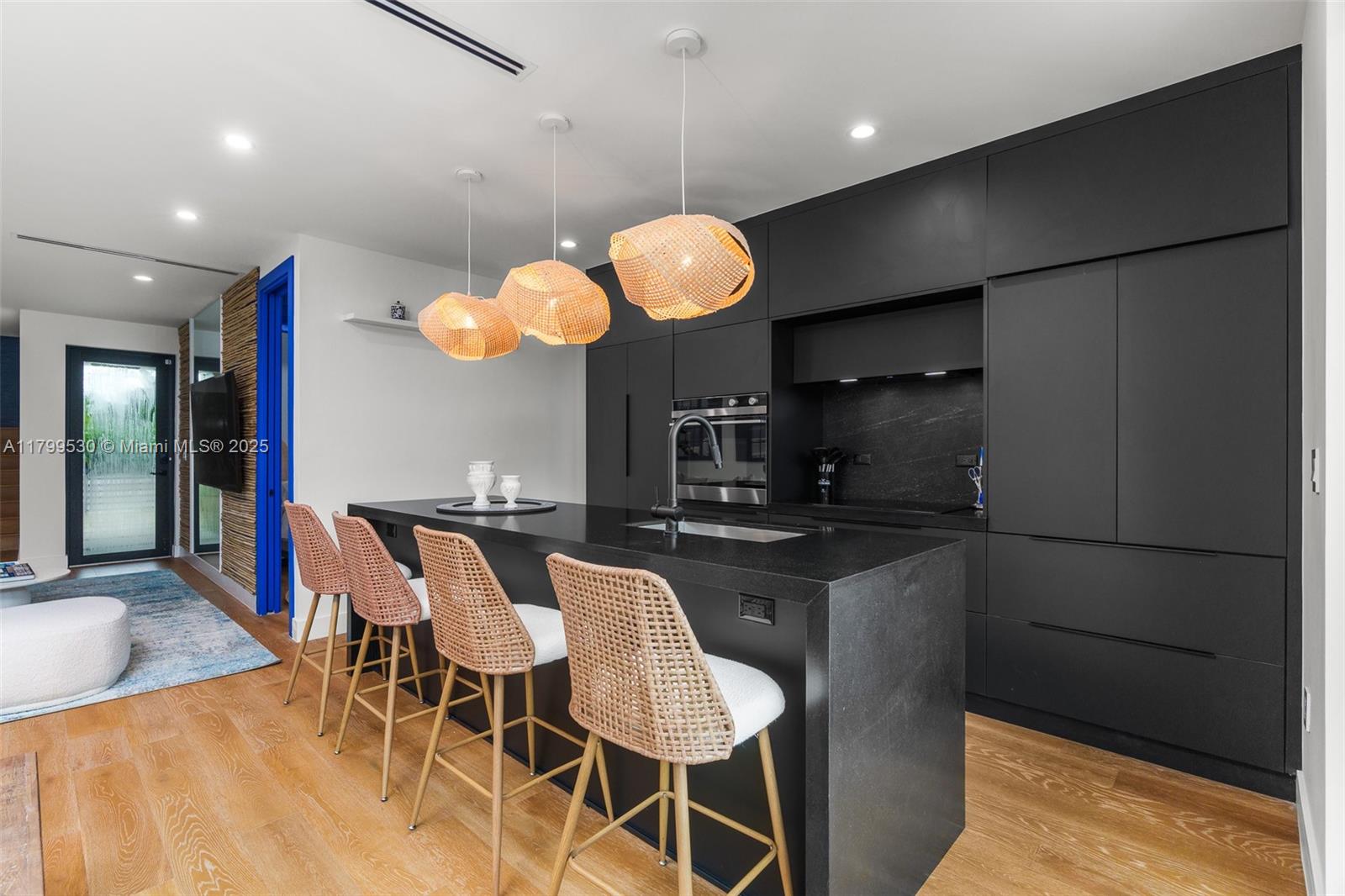 Property photo # 6