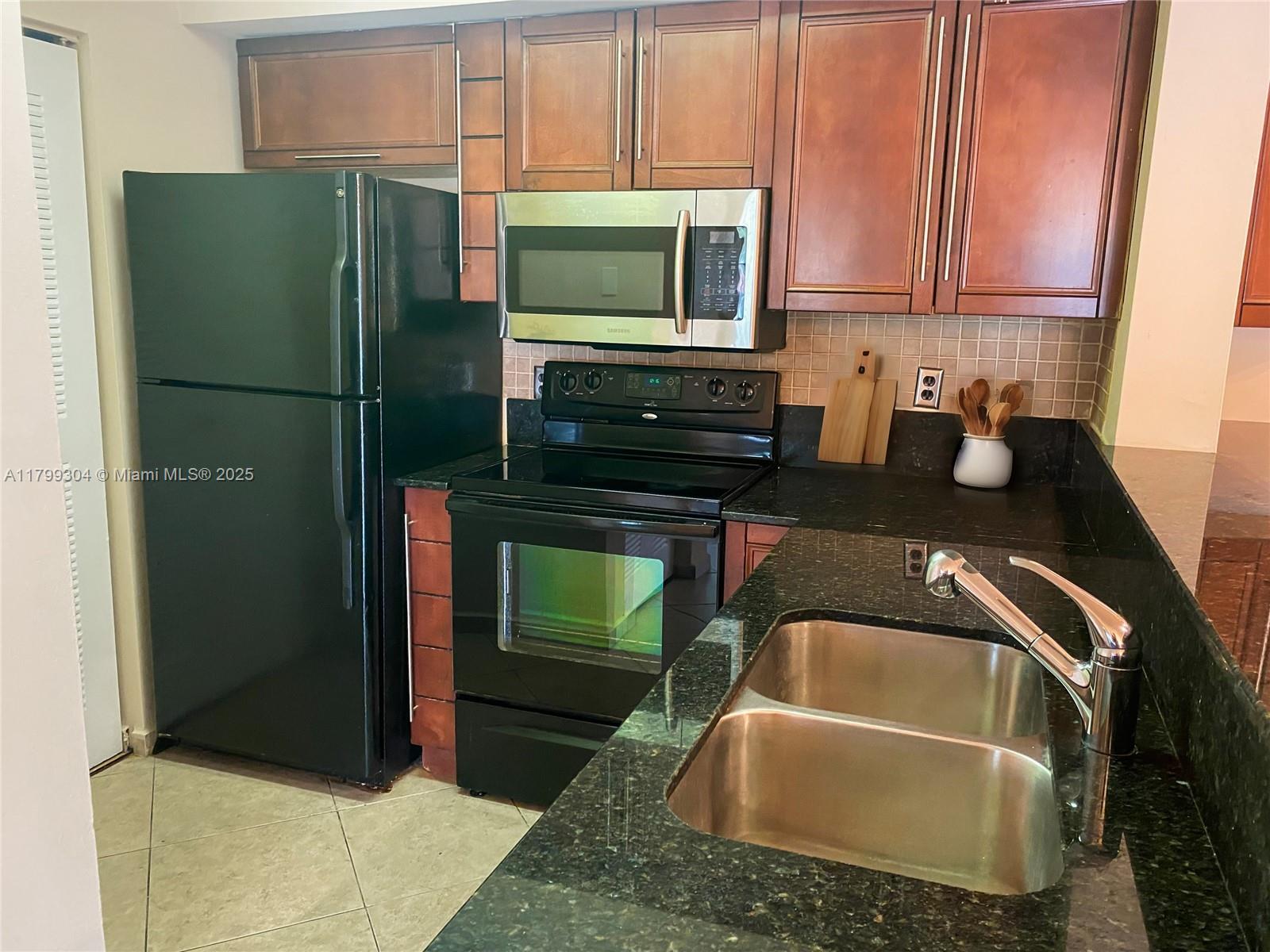 Property photo # 8