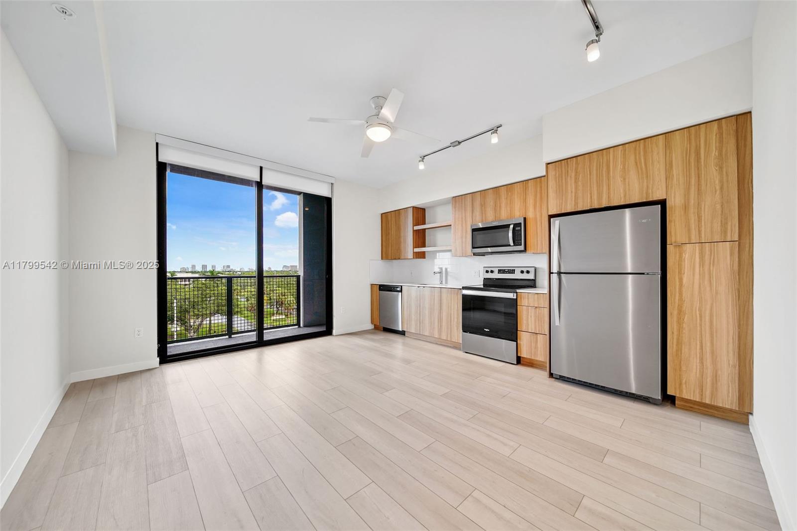 Property photo # 0