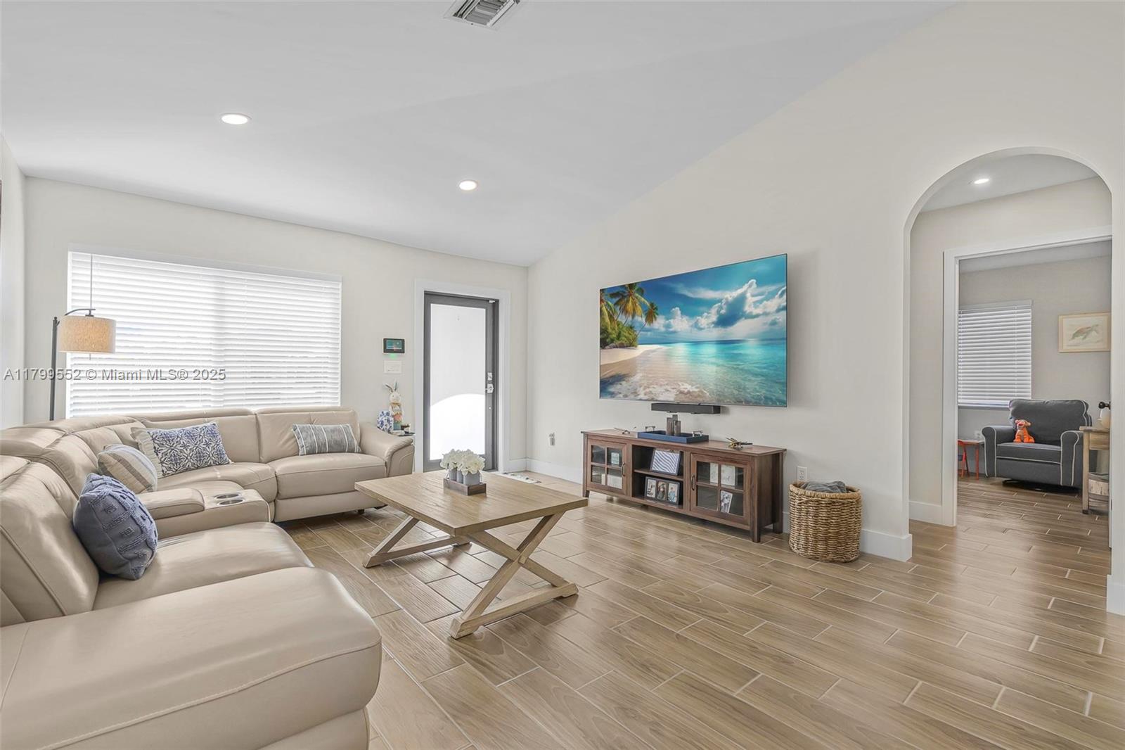 Property photo # 2