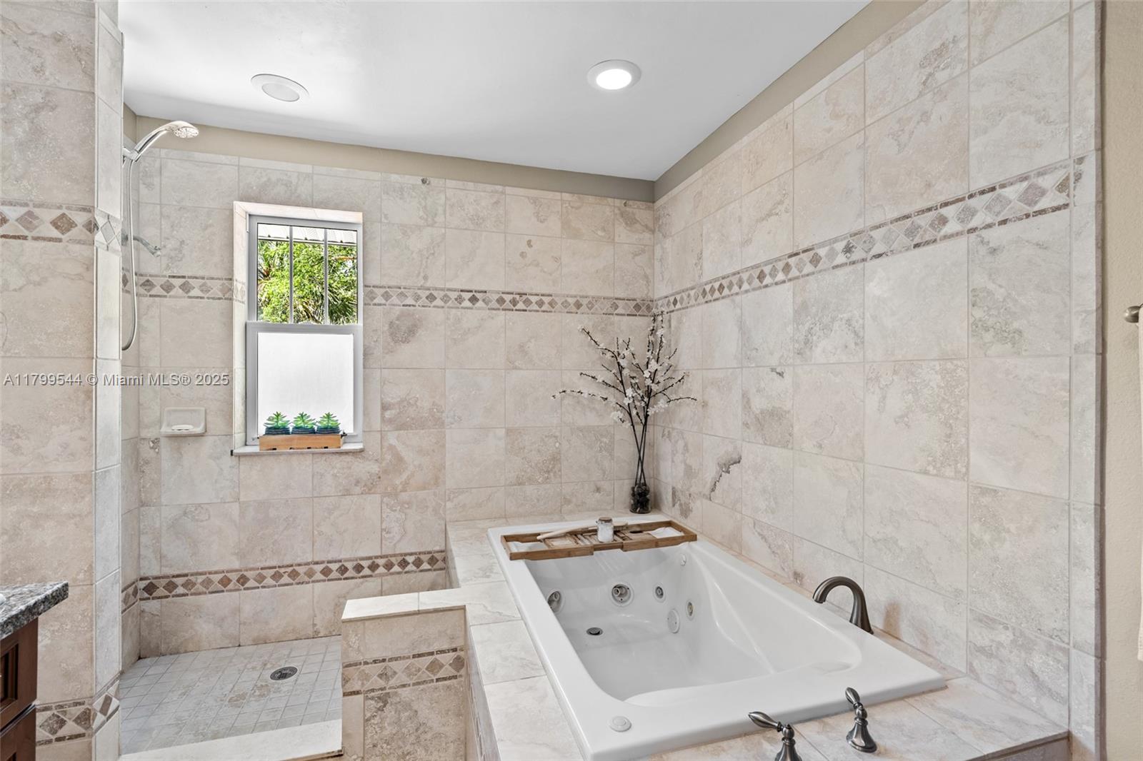 18250 Parkridge Ct, Fort Myers, Florida image 21
