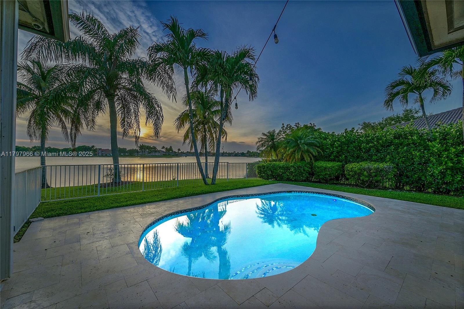 512 NW 120th Dr, Coral Springs, Florida image 2