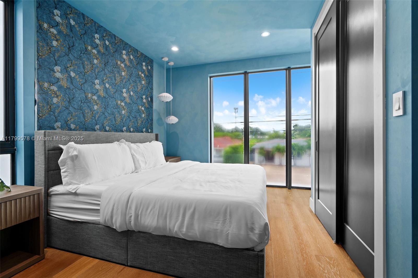 Property photo # 8