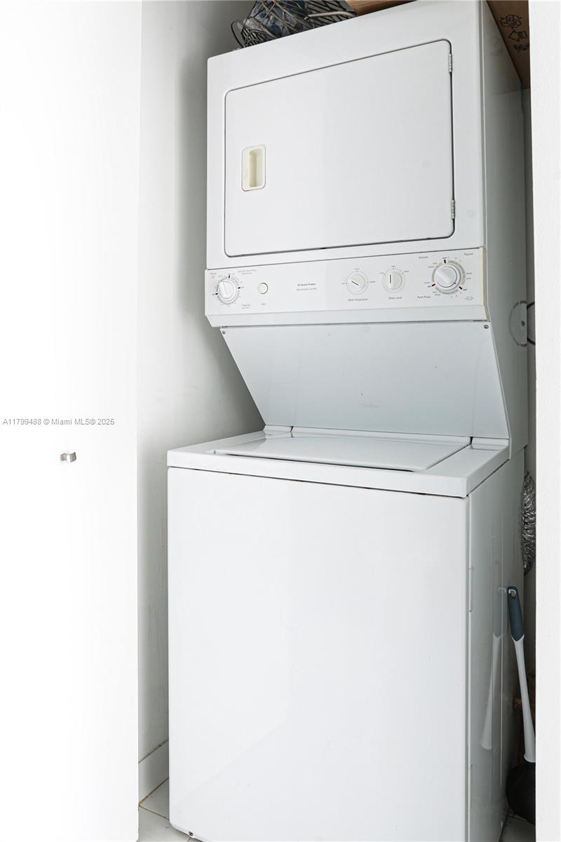 Listing Photo 10