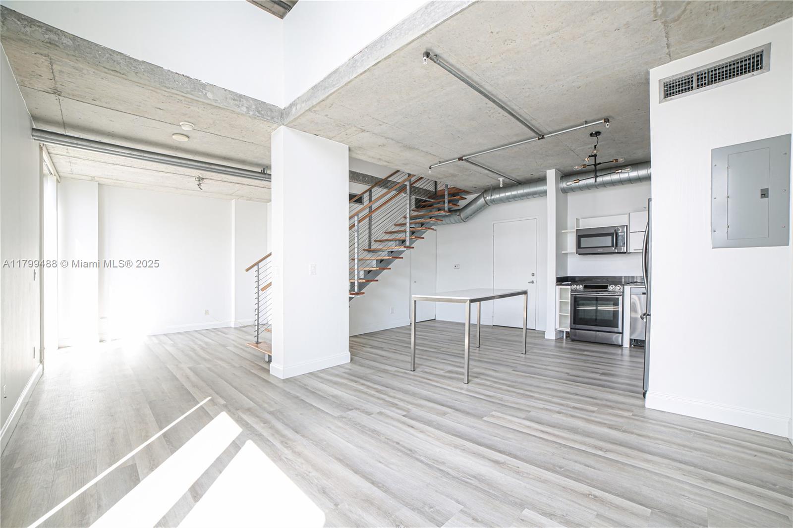 690 SW 1st Ct #2924, Miami FL 33130