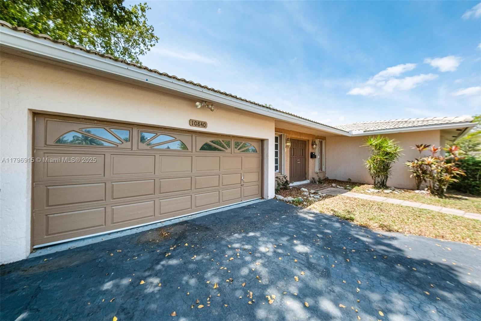 10840 NW 40th St, Coral Springs, Florida image 6