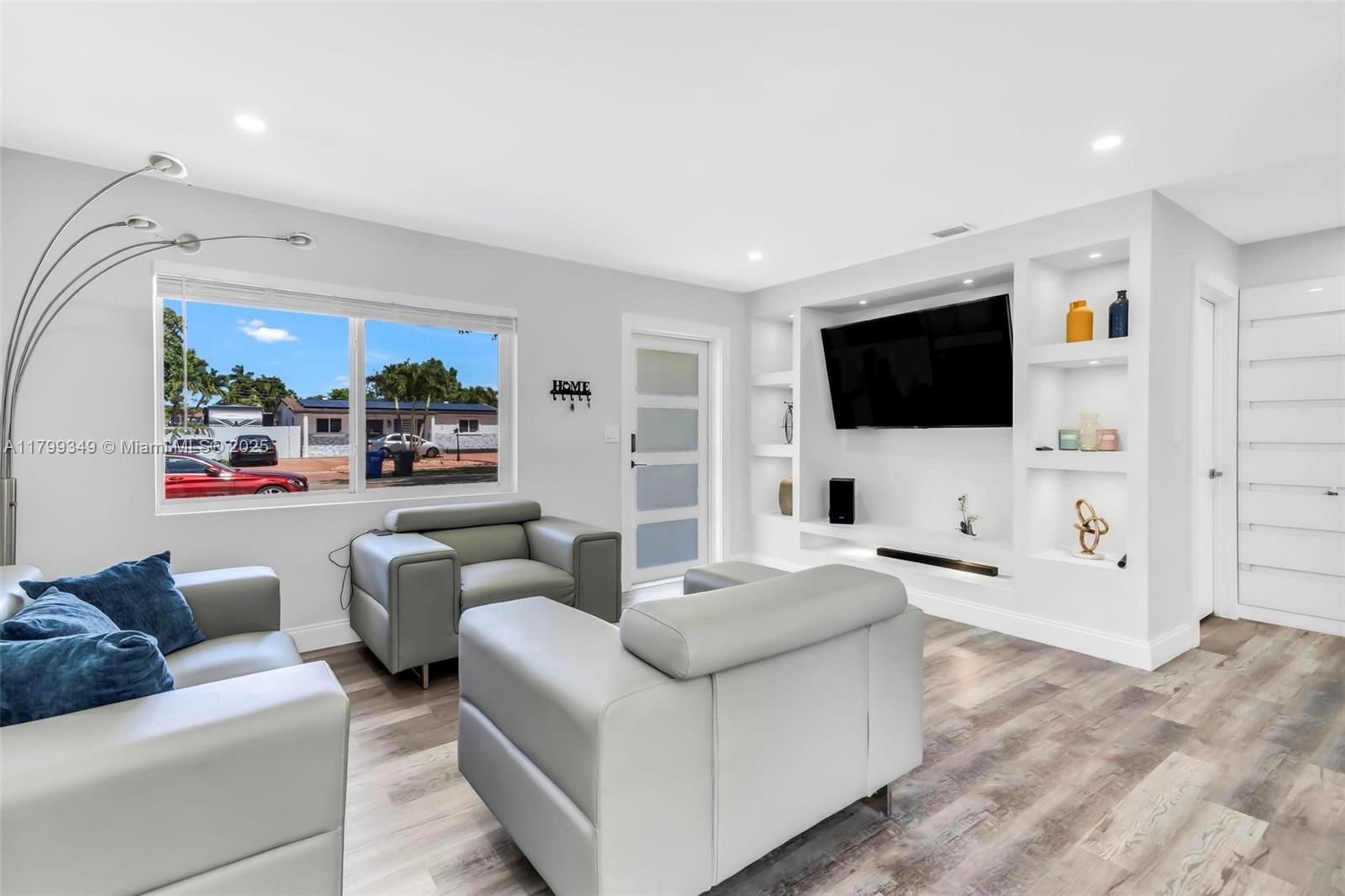 330 N 70th Ave, Hollywood, Florida image 3