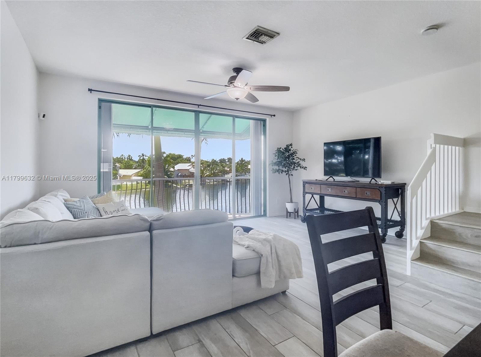 1409 NW 126th Way, Sunrise, Florida image 8