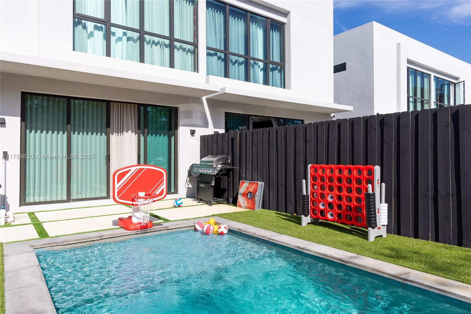 Property photo # 0