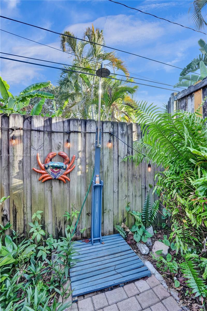 1402 SE 1st St, Pompano Beach, Florida image 32