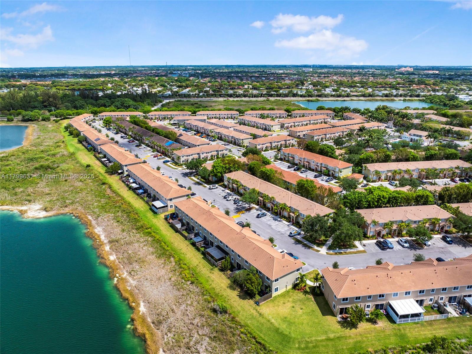 1176 SE 23rd Ave, Homestead, Florida image 36