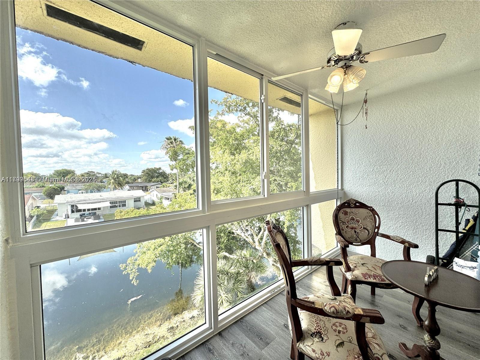 8305 Sunrise Lakes Blvd #302, Sunrise, Florida image 11
