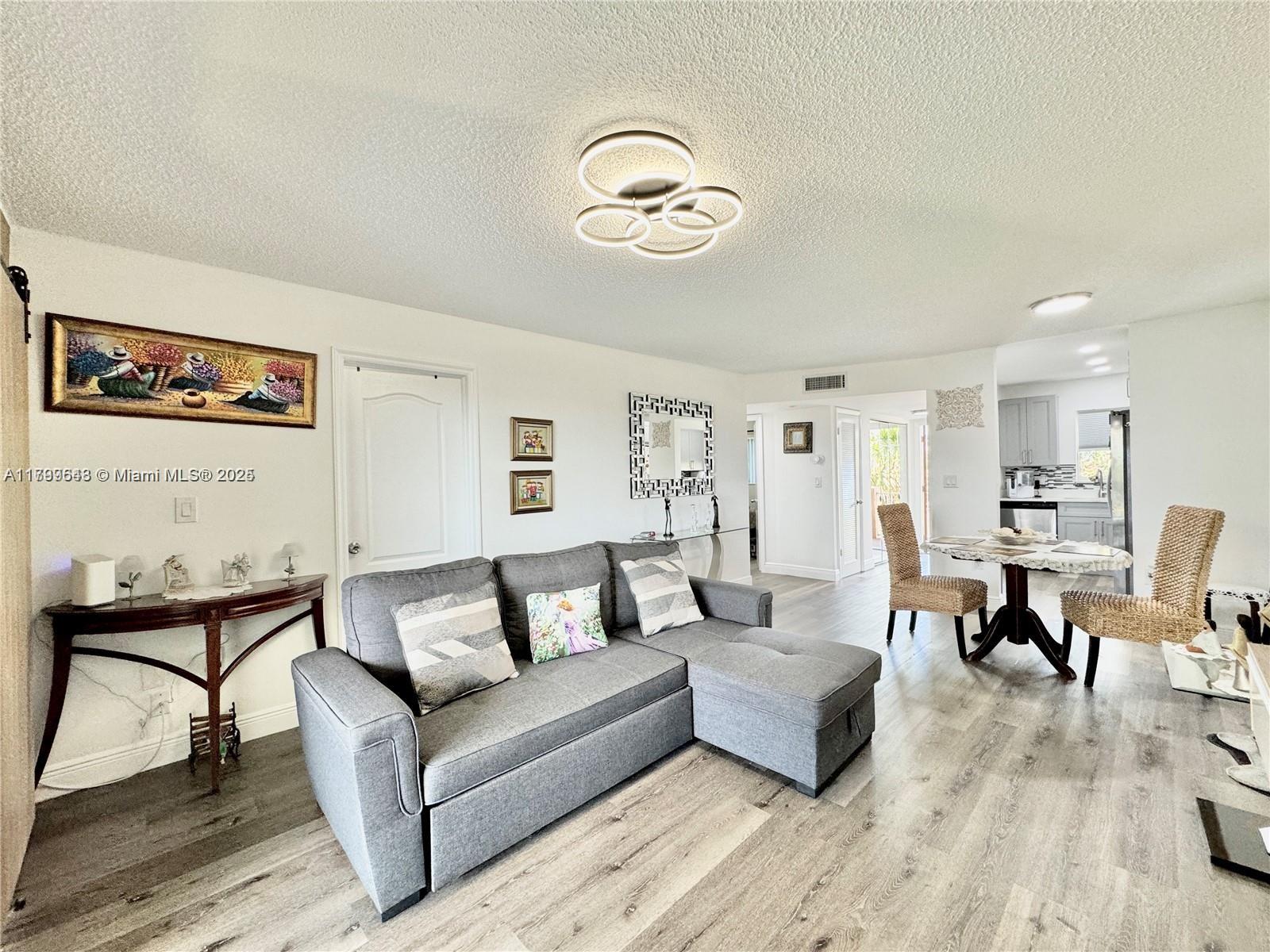 8305 Sunrise Lakes Blvd #302, Sunrise, Florida image 12