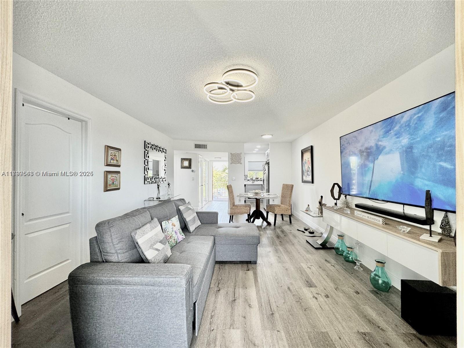 8305 Sunrise Lakes Blvd #302, Sunrise, Florida image 4