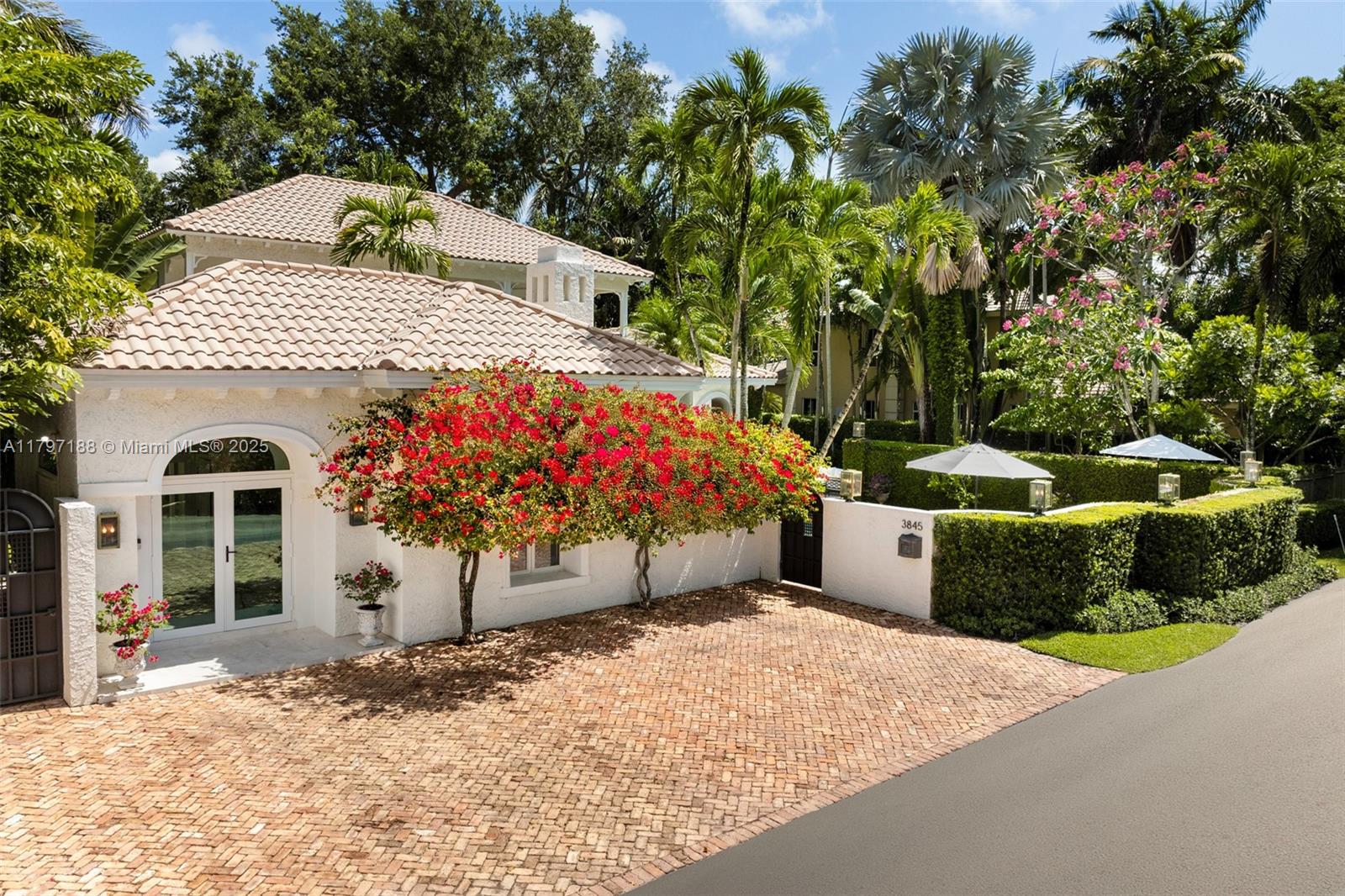 3845 Wood Ave, Coconut Grove, Florida image 1