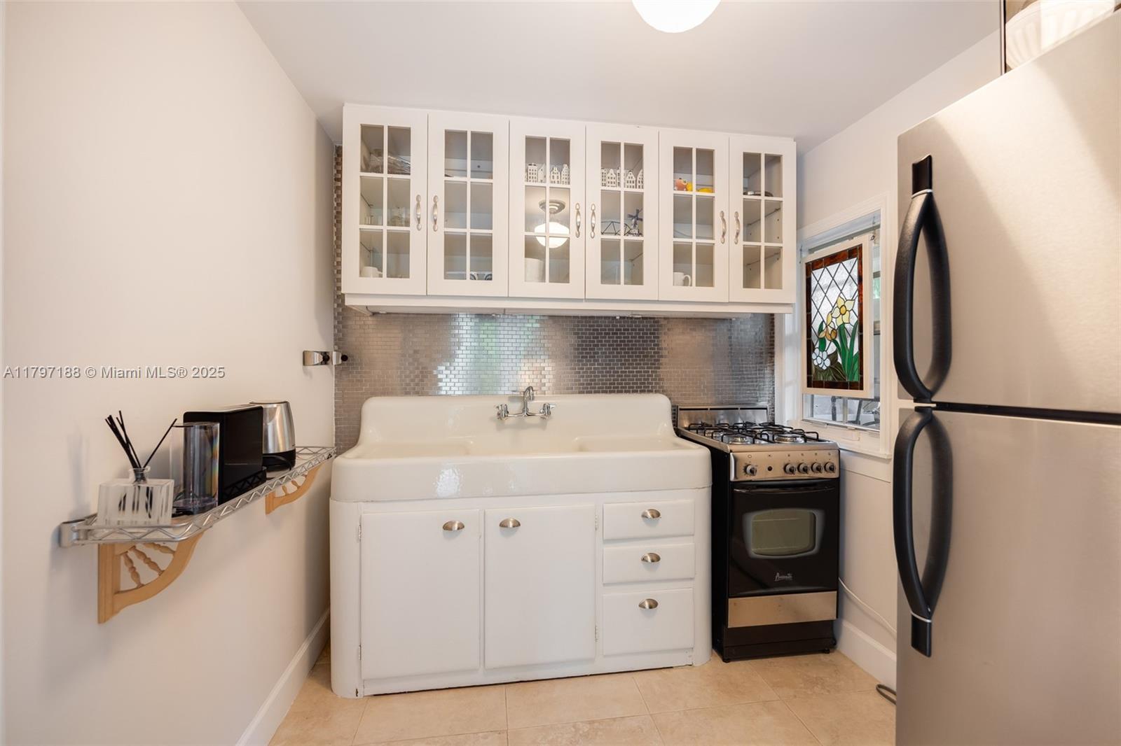 3845 Wood Ave, Coconut Grove, Florida image 28