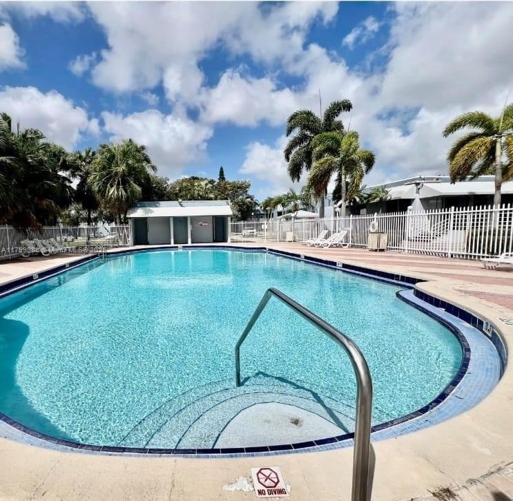 Property photo # 8