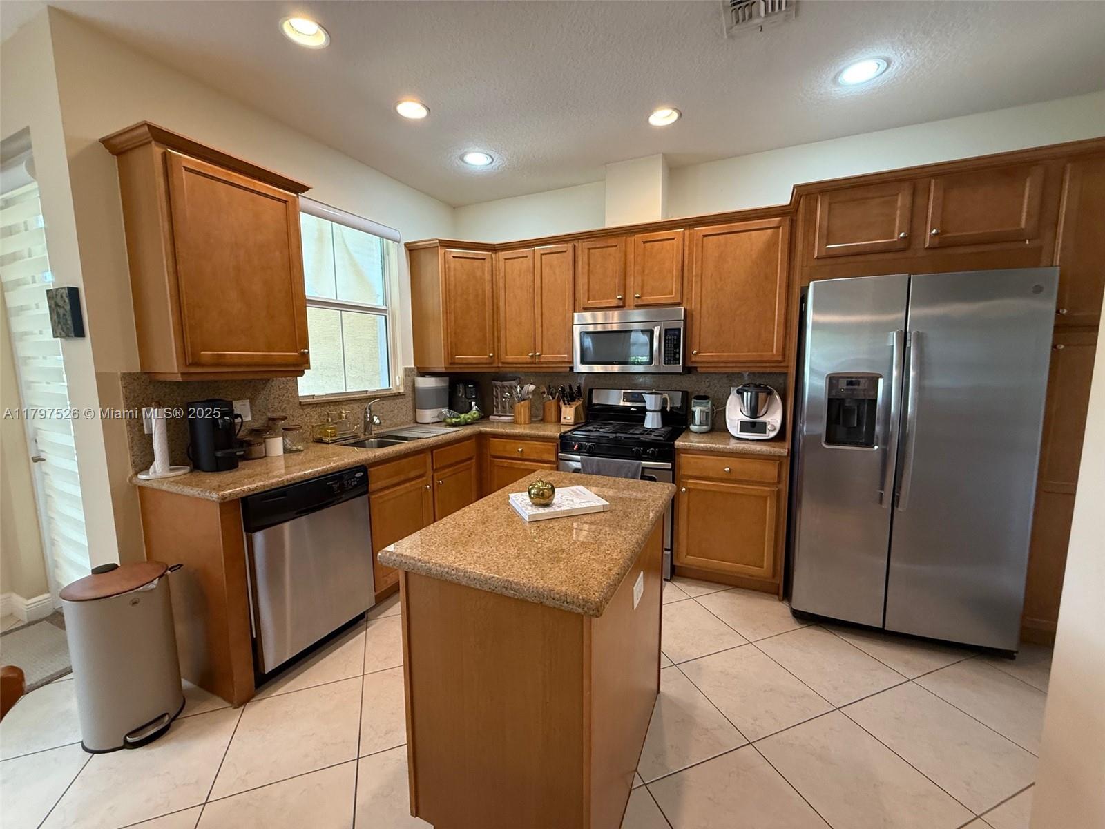 Property photo # 8