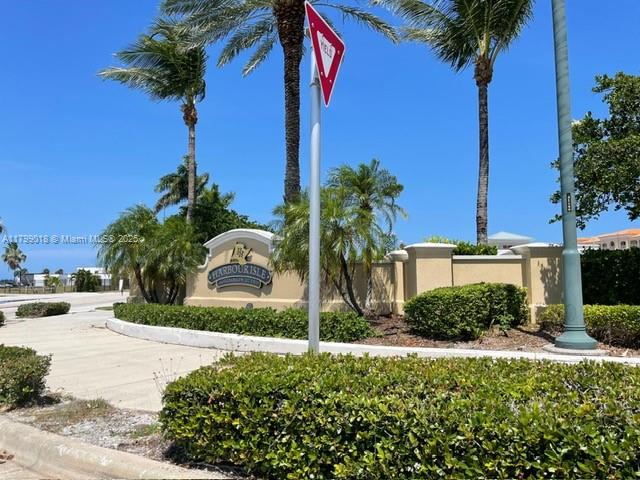 19 W Harbour Isle Dr W #201, Fort Pierce, Florida image 2