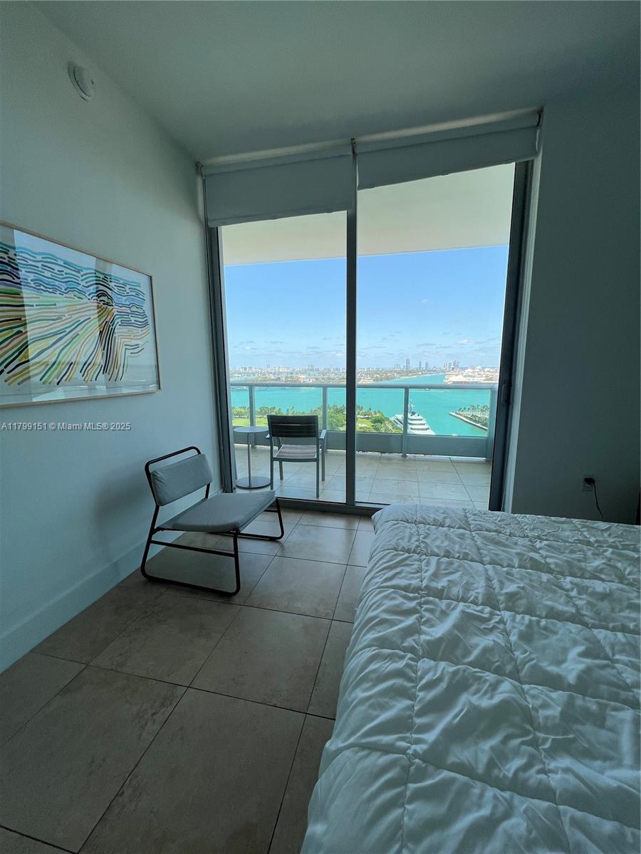 900 Biscayne Blvd #2304, Miami FL 33132