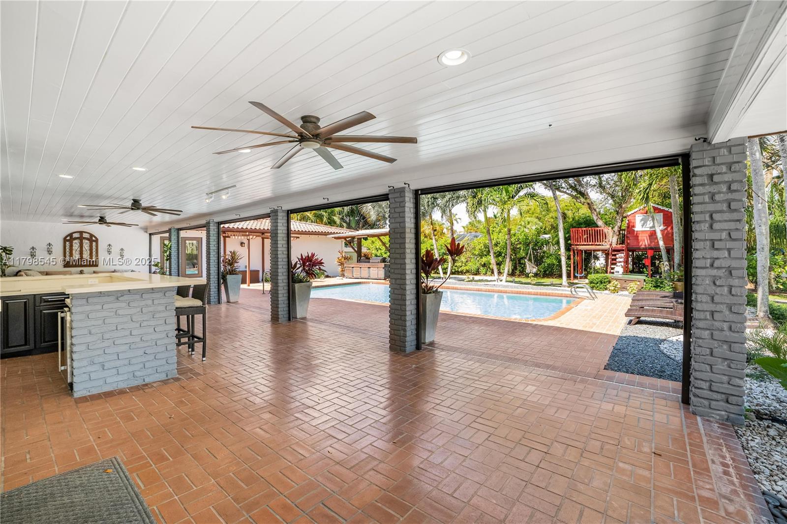 17514 SW 82nd Ct, Palmetto Bay, Florida image 46