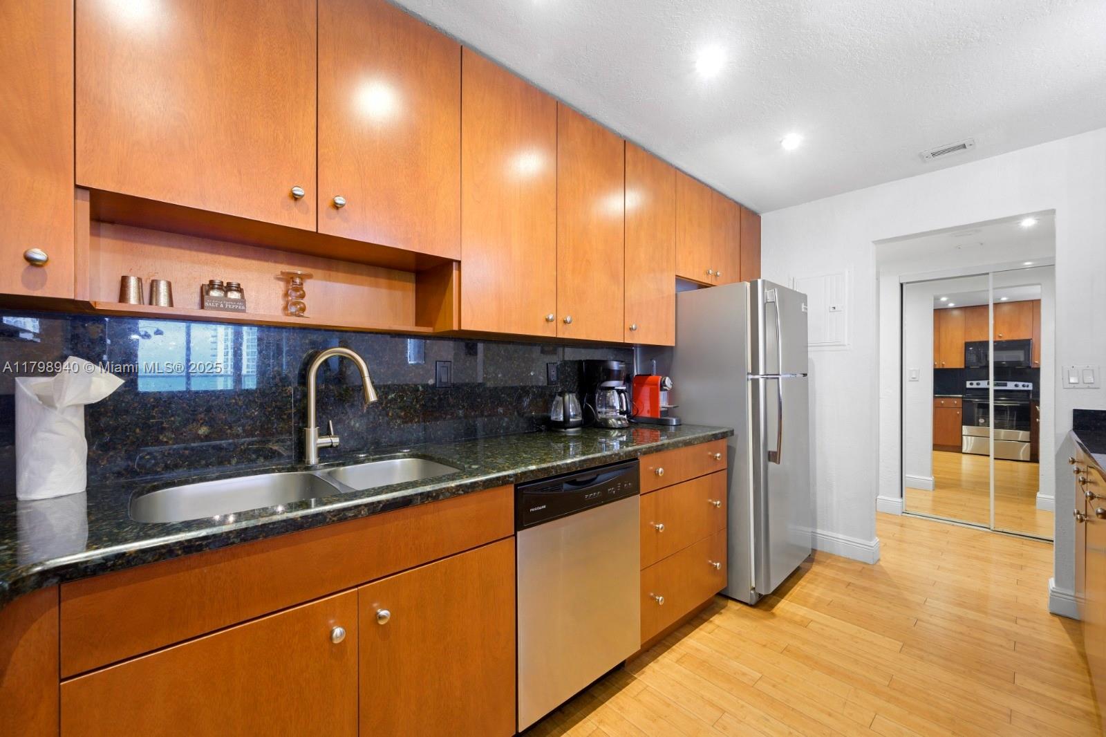 Property photo # 7