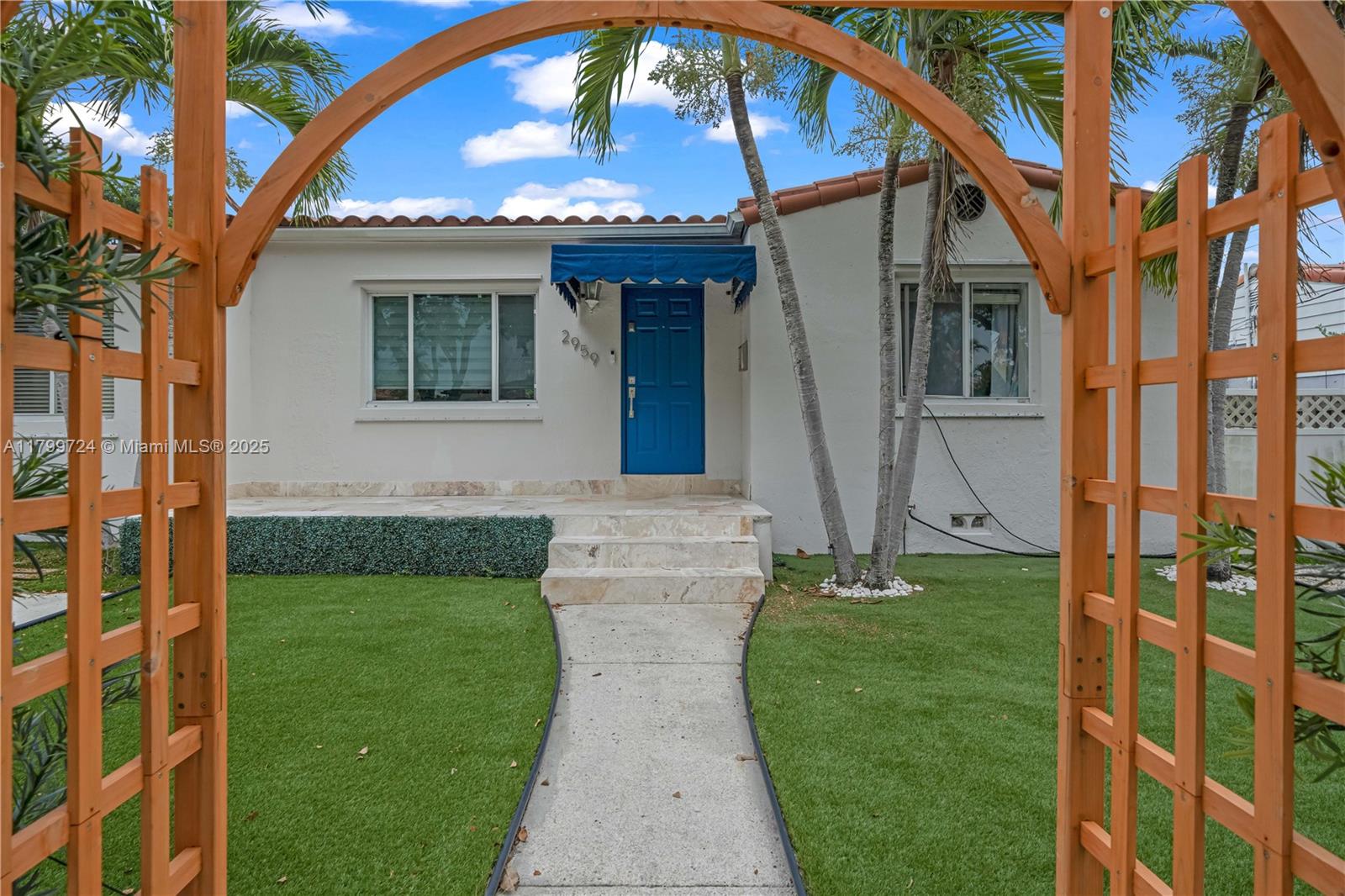 2959 SW 18th St, Miami, Florida image 3