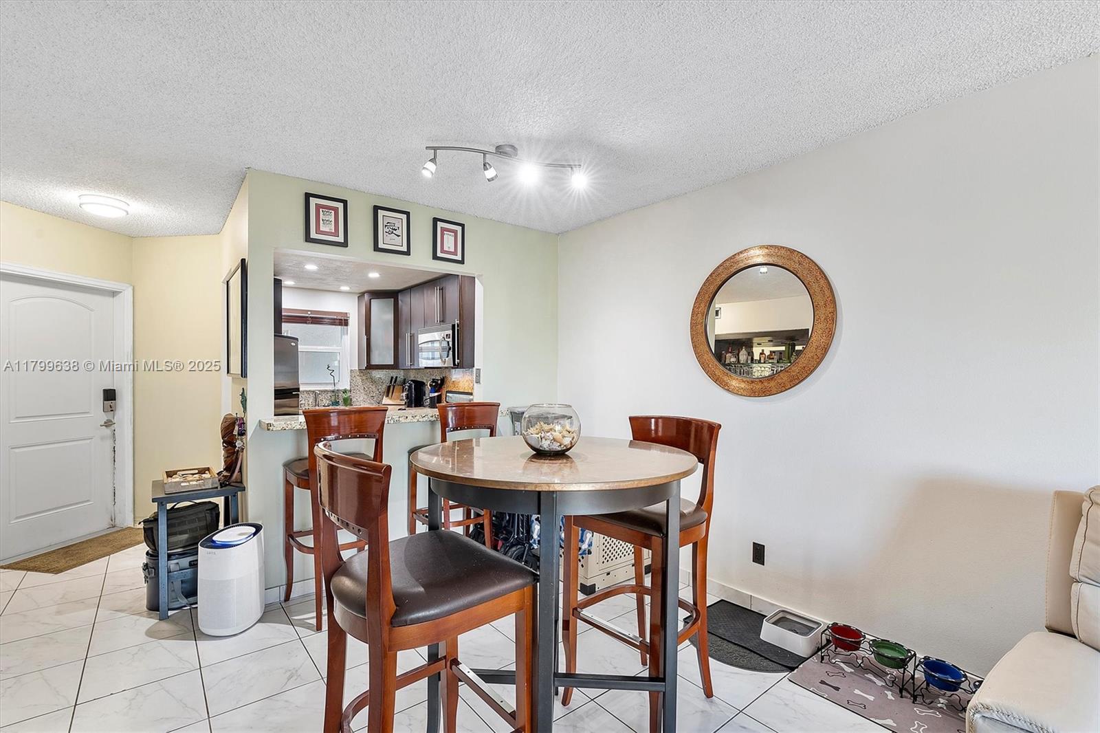 1750 W 46th St #528, Hialeah, Florida image 8